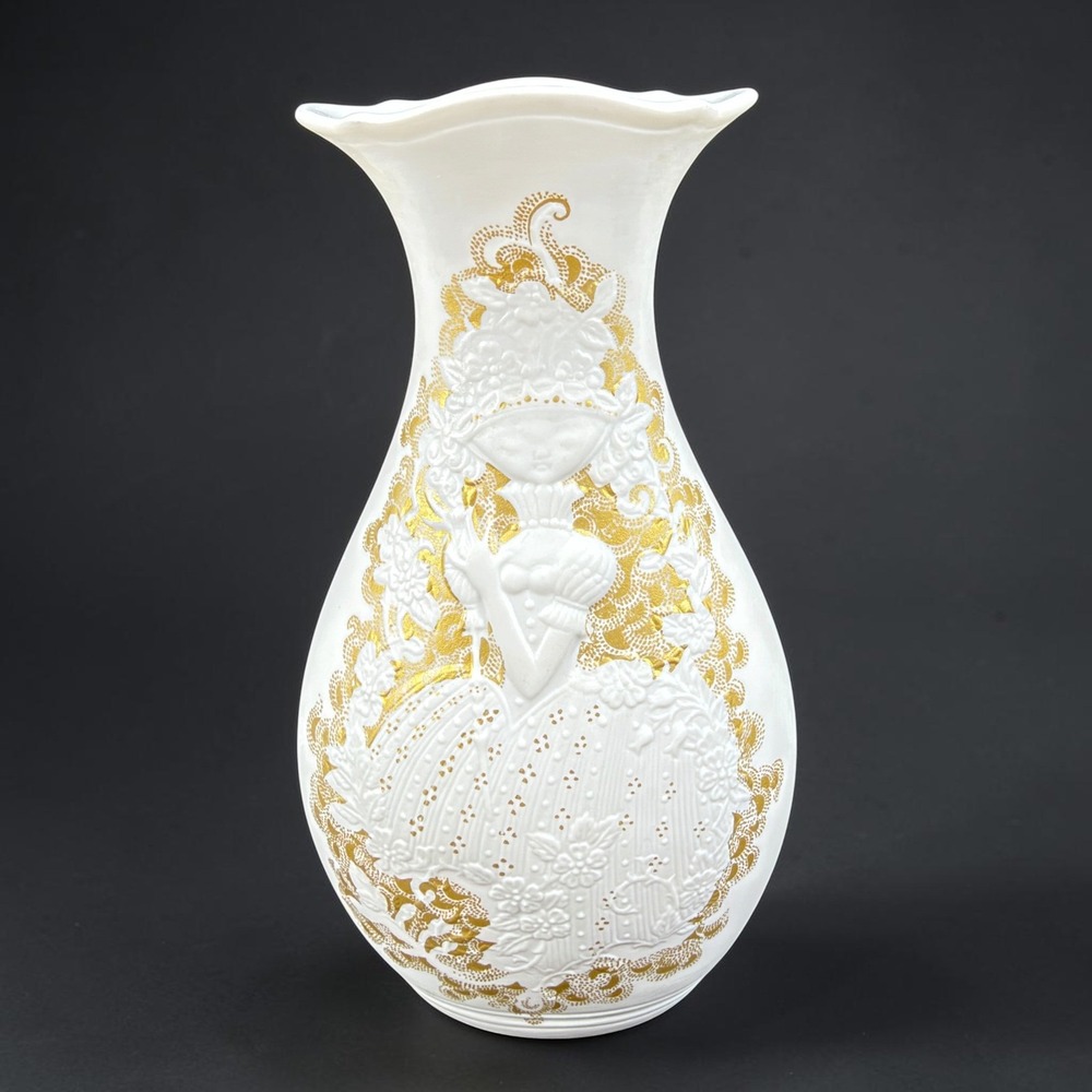 Kaiser W Germany Rhapsodie Porcelain Vase Victorian Lady Gold Gilt Relief 6.5in